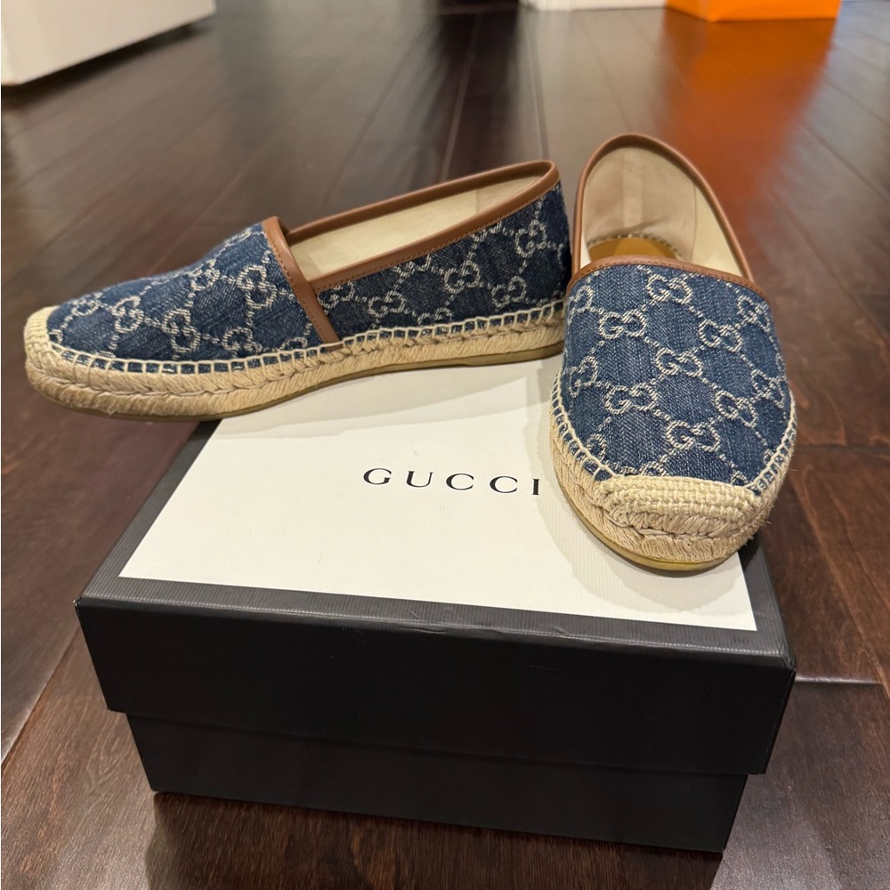 Gucci Denim Blue Espadrilles with Brown Trim - Picture 3 of 4